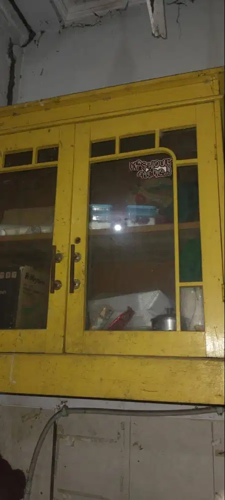 DIJUAL! Lemari Dapur Kuning