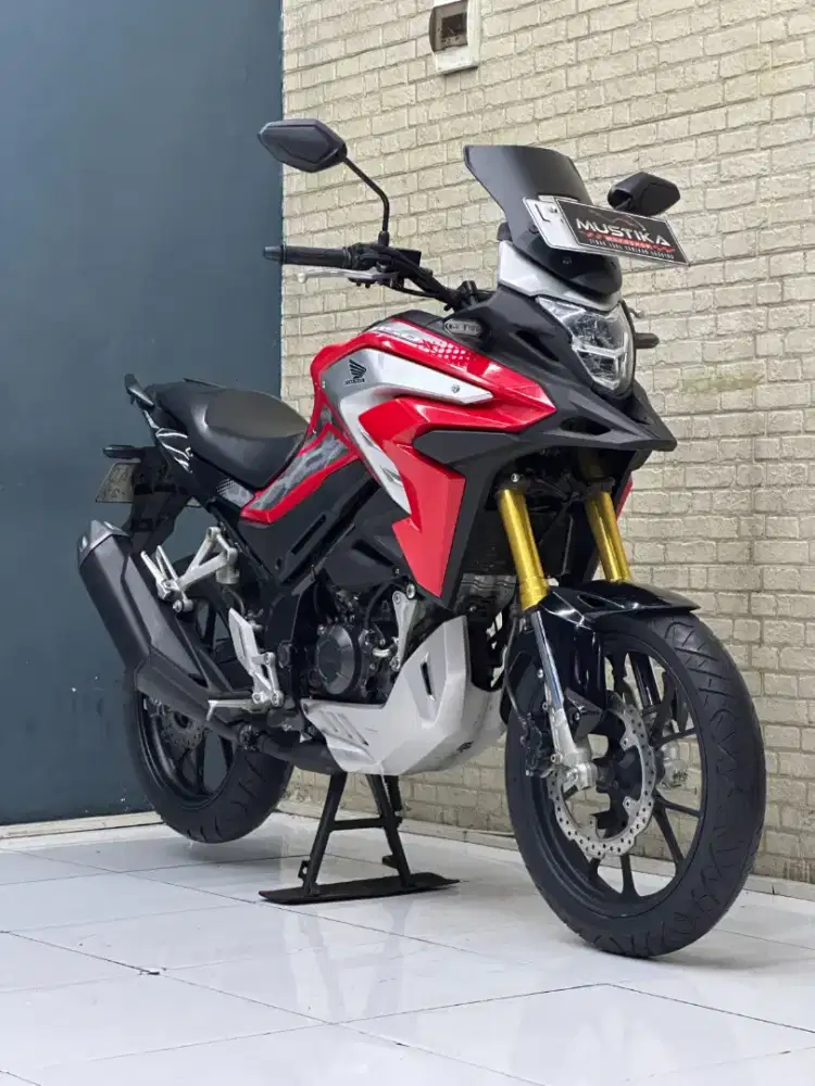 MOTOR SECAKEP INI DP HANYA 1JT AN. HONDA CB X 150 TH 2022 NOPOL L SBY