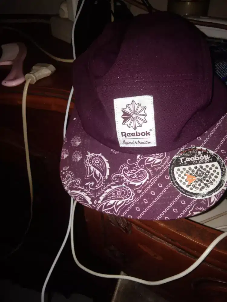 Topi Rebook Ori Size M. Nego Kue