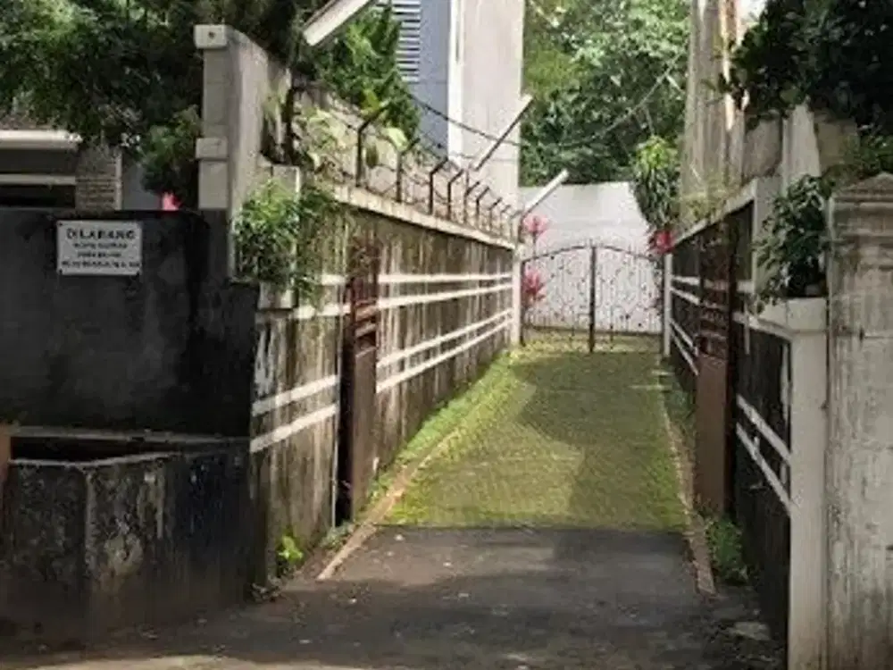 Rumah 1070 m2 Dijual di Bawah Harga NJOP Strategis Di Pejaten