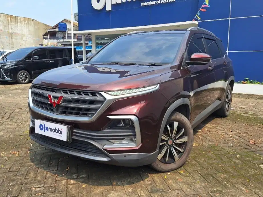 LOW DP Wuling Almaz 1.5 Exclusive 7-Seater Bensin-AT 2019 1AK