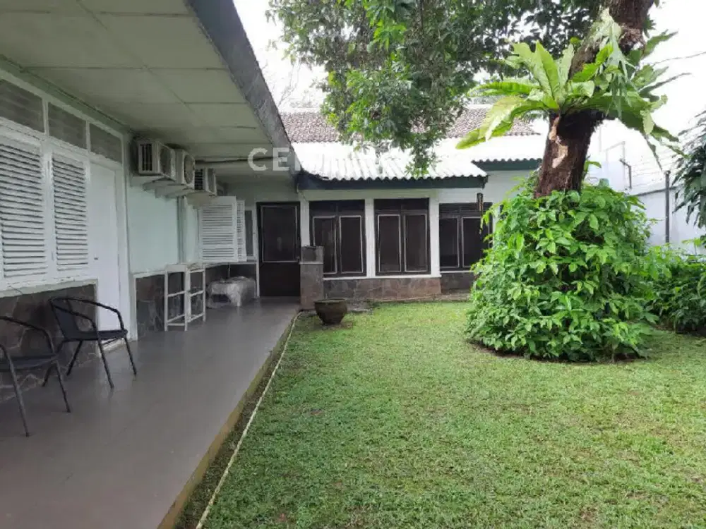 Rumah  Lokasi Premium Dharmawangsa Kebayoran Baru Jakarta Selatan