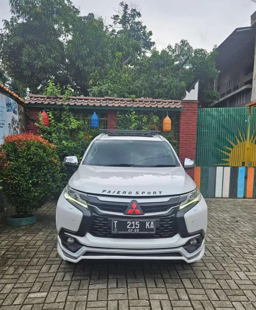 Mitsubishi Pajero Dakar 4X2 2018 Matic Solar (TANOA PERANTARA)