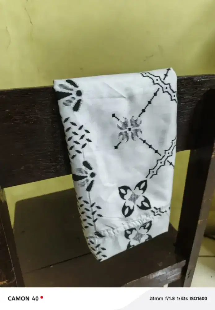 sarung motif batik