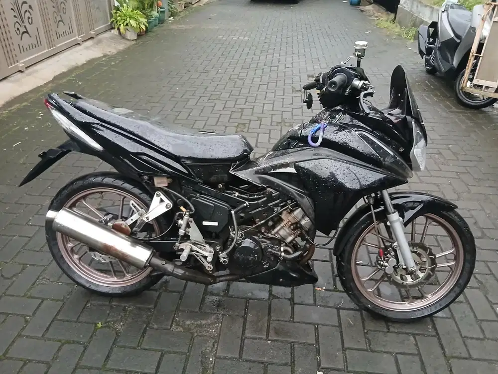 Honda cs1 2010 cimahi