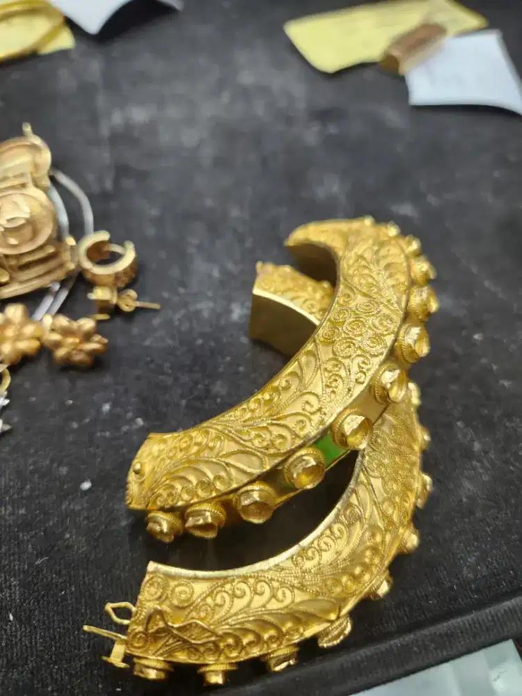 Terima jual emas tanpa surat,kita melayani COD ke lokasi