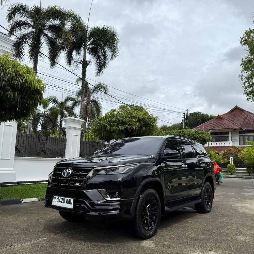 Dp 30 jt fortuner Vrz 2.4 gr sport 2021 istimewa