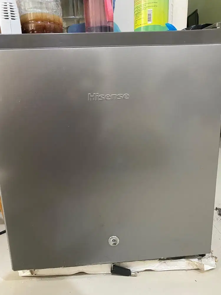 Kulkas hisense 42L