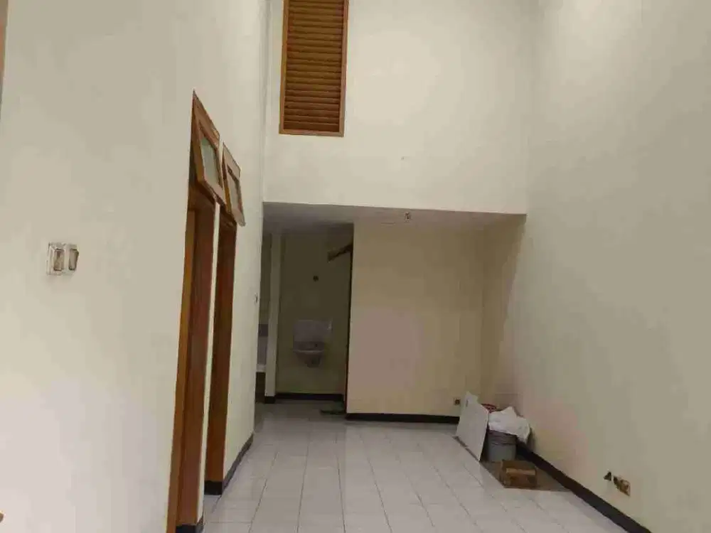 DISEWAKAN RUMAH RAPIH SIAP HUNI DI CITRA GARDEN 5, JAKARTA BARAT