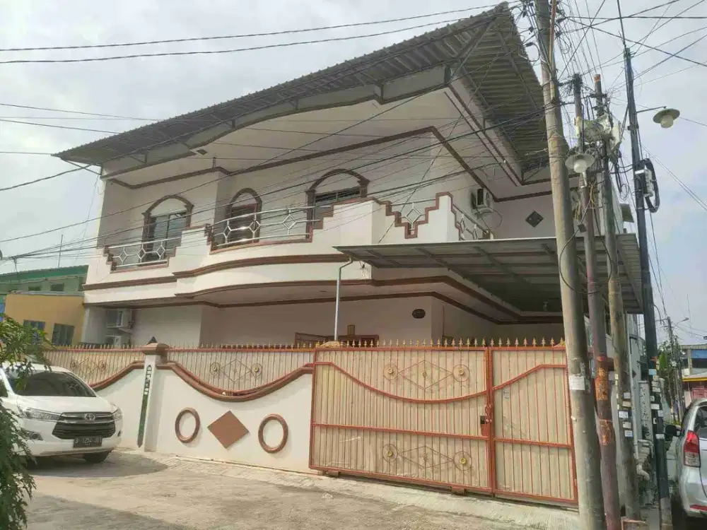 RUMAH SIAP HUNI DI PERUM GRIYA DADAP ESTATE KAB TANGERANG