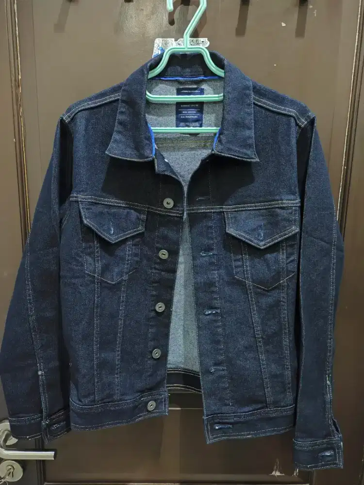 Jaket jeans denim pria wanita original tripl3 biru size m new baru