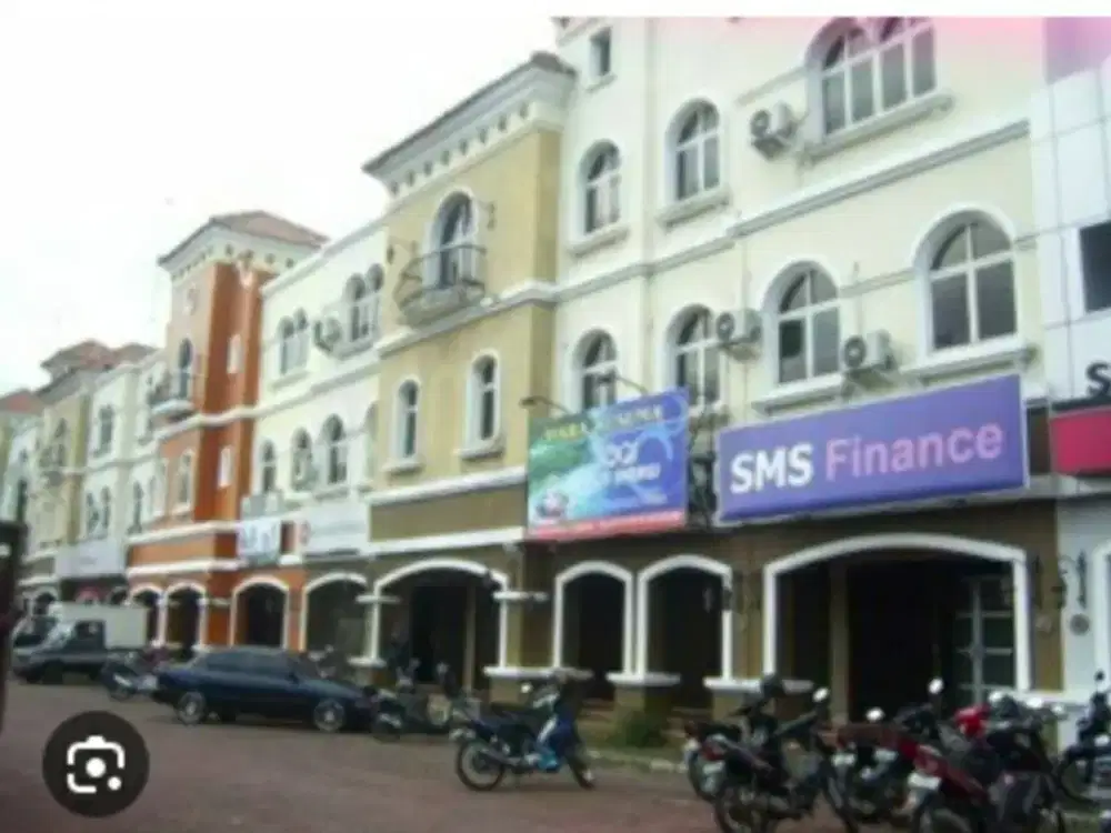 Dijual ruko 3 lantai di casa grande maguwoharjo