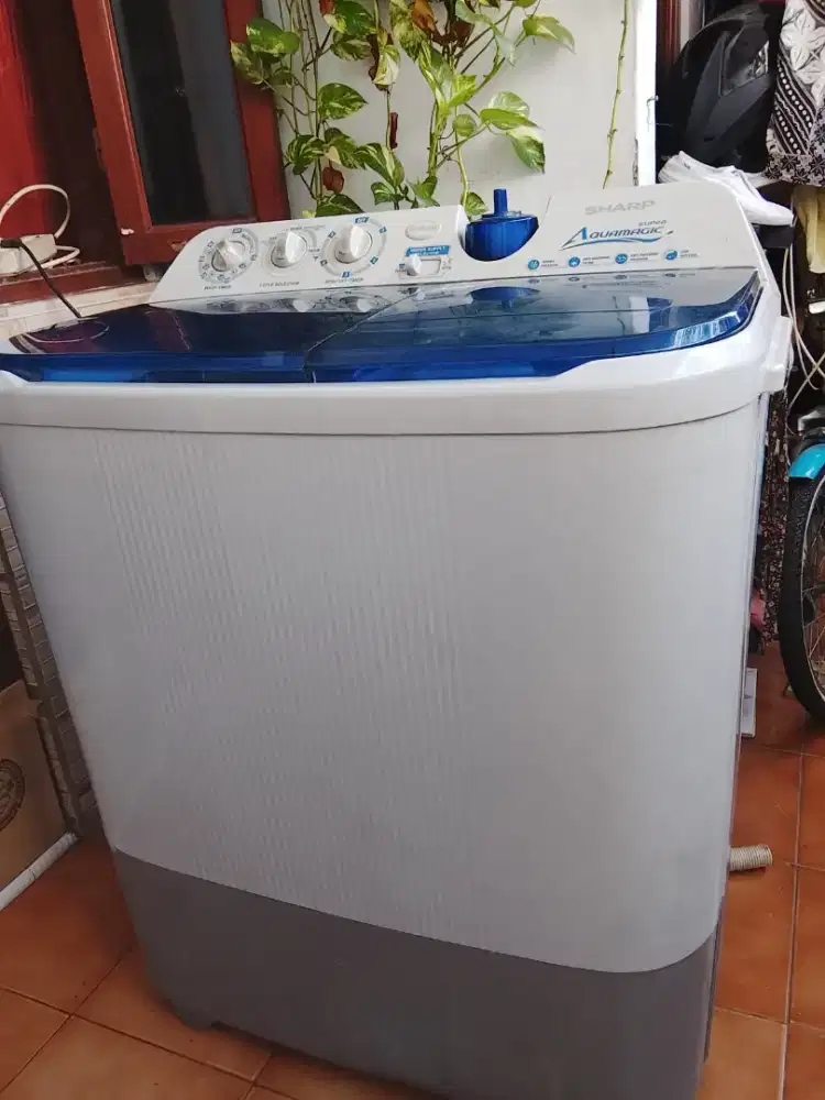 Dijual mesin cuci shap 2 tabung