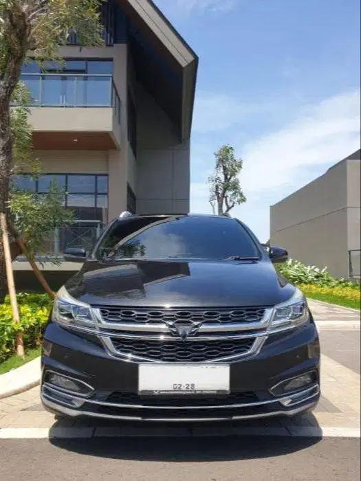 Wuling Cortez 1.5L T Lux+ CVT Hitam Th 2021 (NIK 2020)