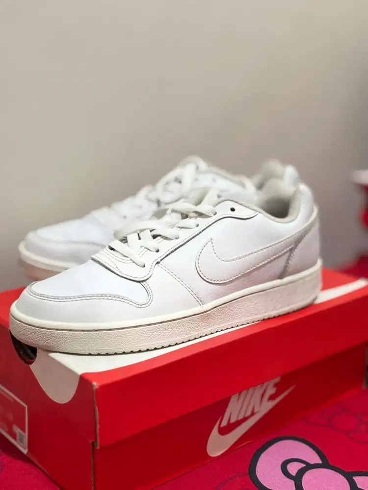 NIKE EBERNON LOW WHITE
