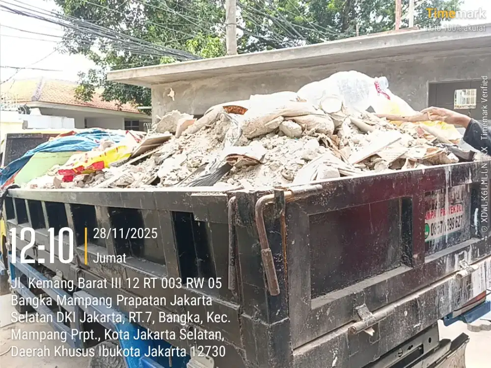 Jasa buang puing dan sampah