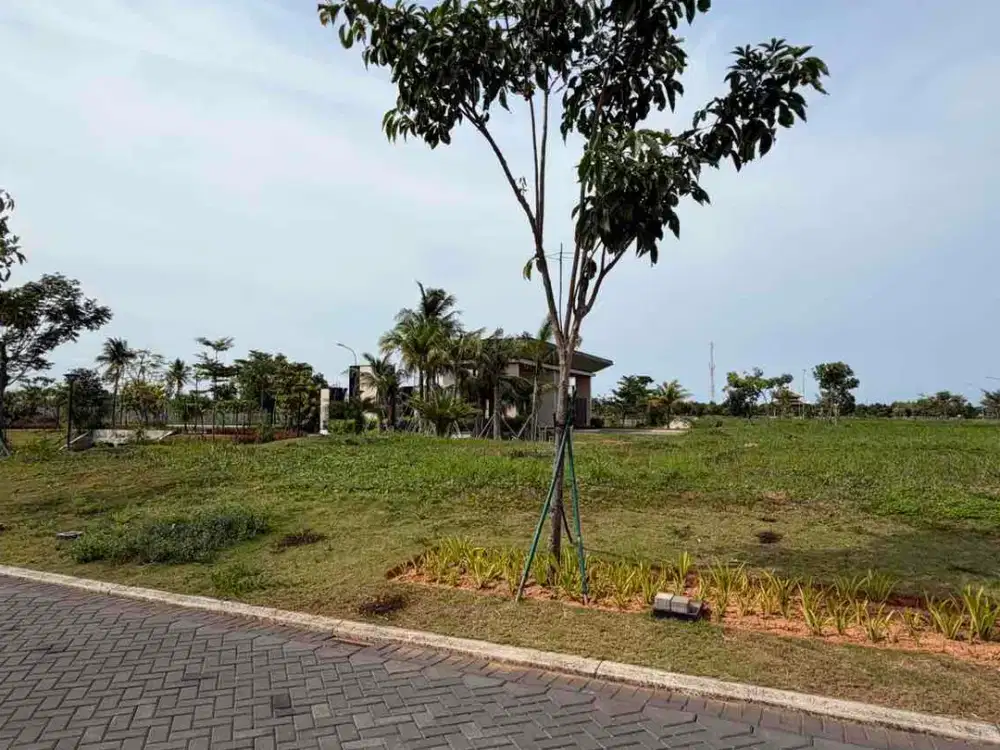 Kavling PIK 2 Pasir Putih Signature Hoek Danau 1000m2 (25x40)