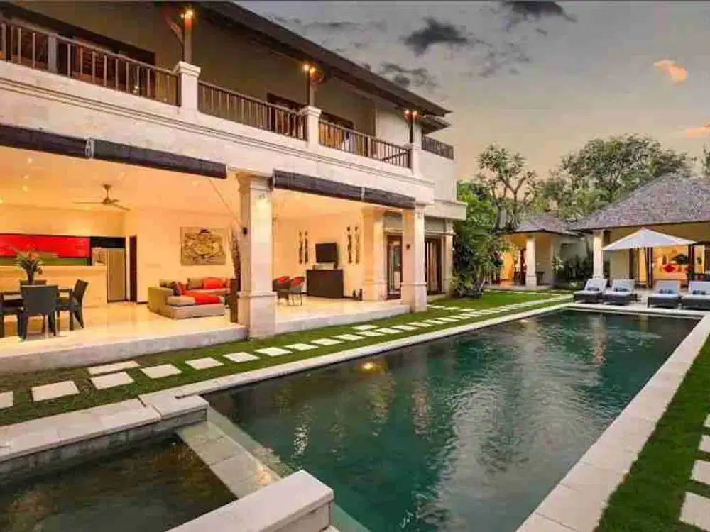 Dijual Villa (Sudah Operasional) di Seminyak Bali SHM Harga Di Bawah Market