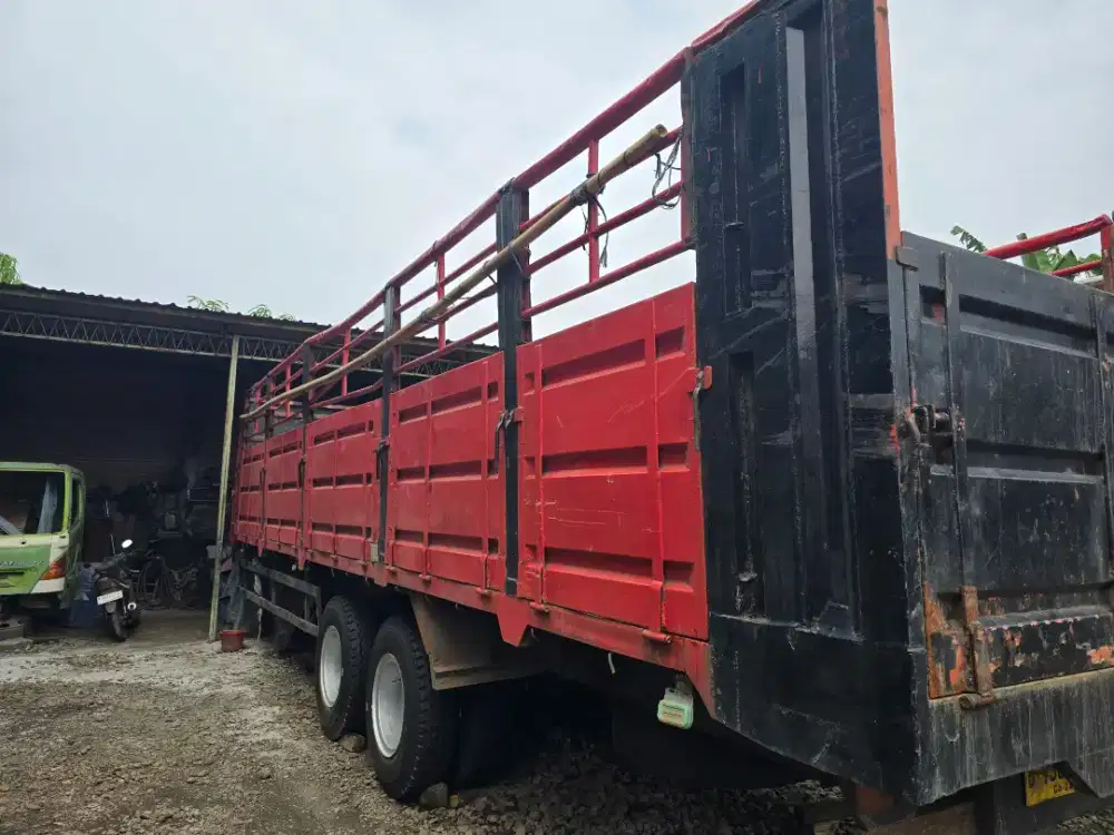 Jual Bak Besi Triway Ex Hino Lohan Kondisi Bagus Siap Pakai