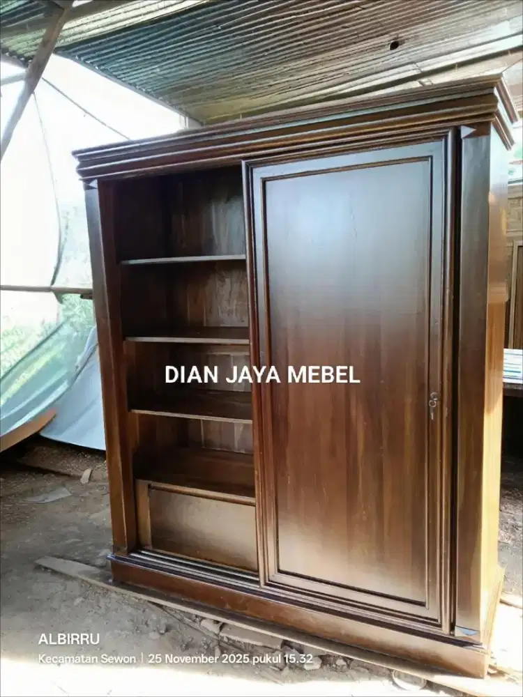 lemari jati minimalis