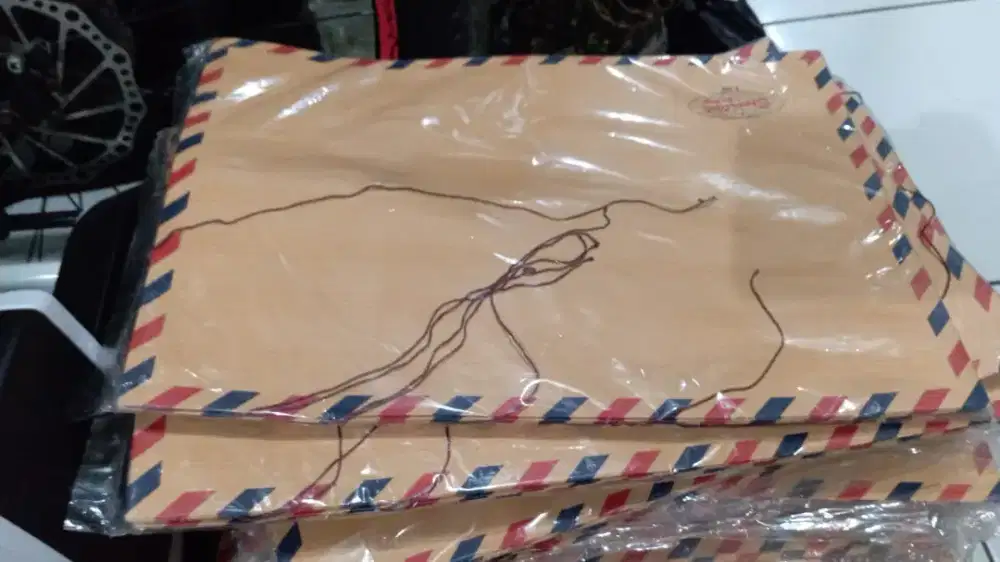 1 Pack Amplop Coklat Ukuran F4 dengan Tali