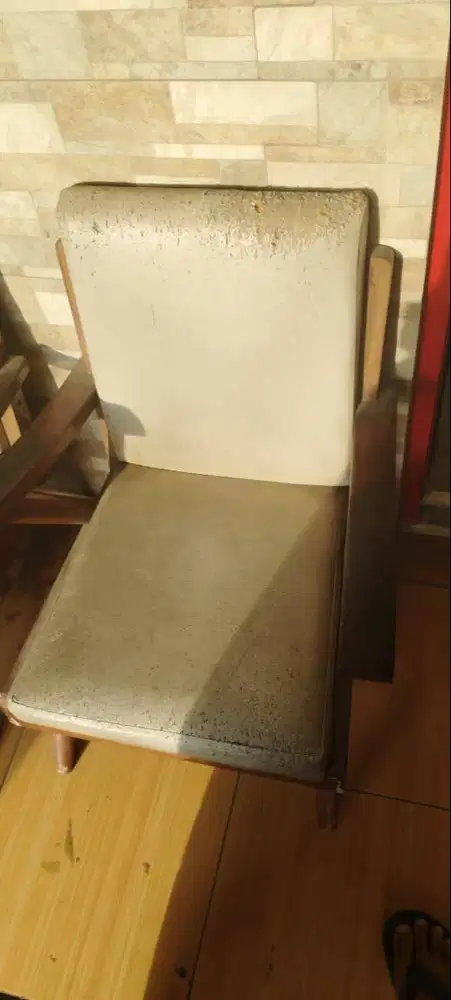 DIJUAL! KURSI KECIL INTERIOR RUMAH