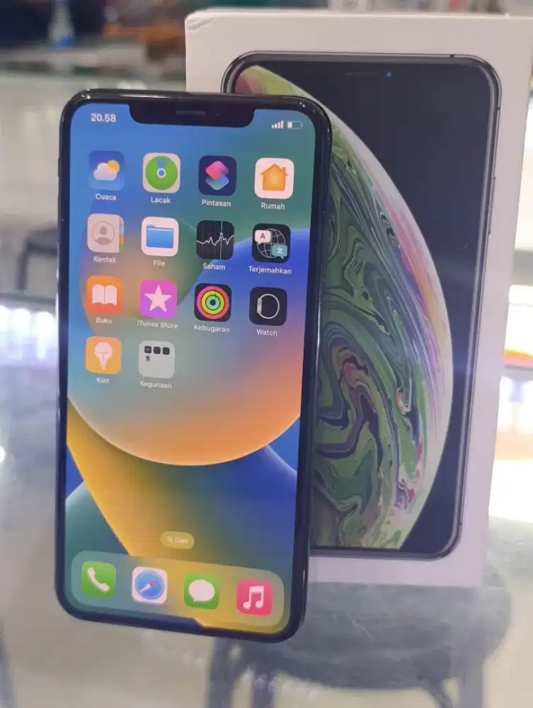 Iphone xs max 64gb lengkap