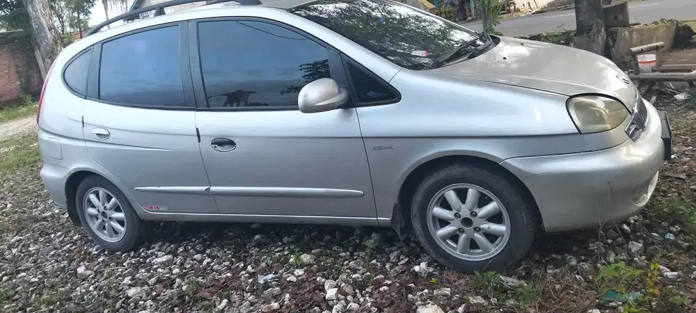 Daewoo Tacuma 2002 Bensin