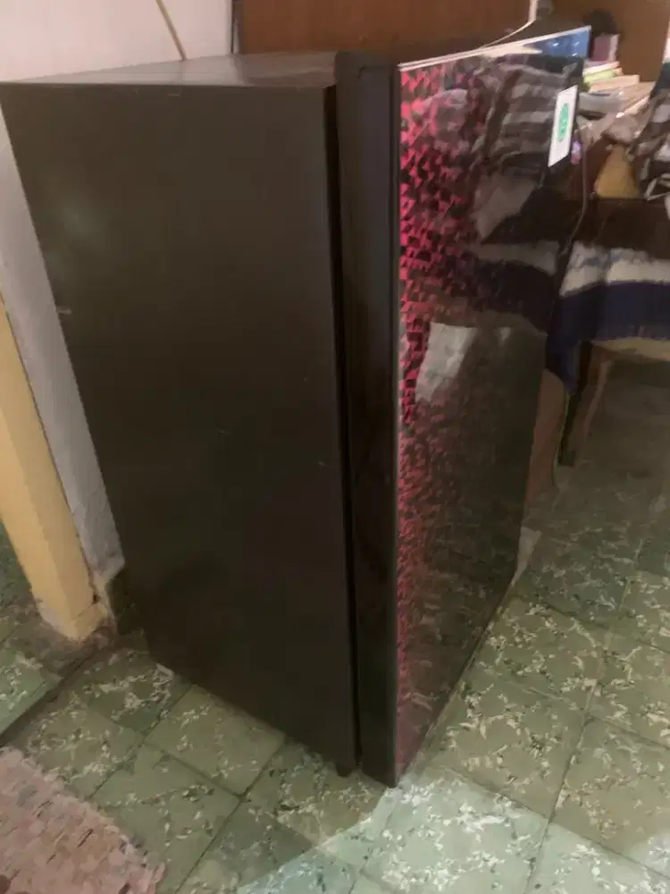 Kulkas 1 pintu merk sharp