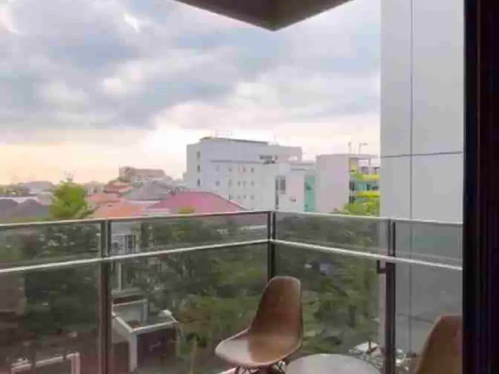 Dijual Apartemen Sudirman 31 Suites Type 3BR Private Lift Full Furnish