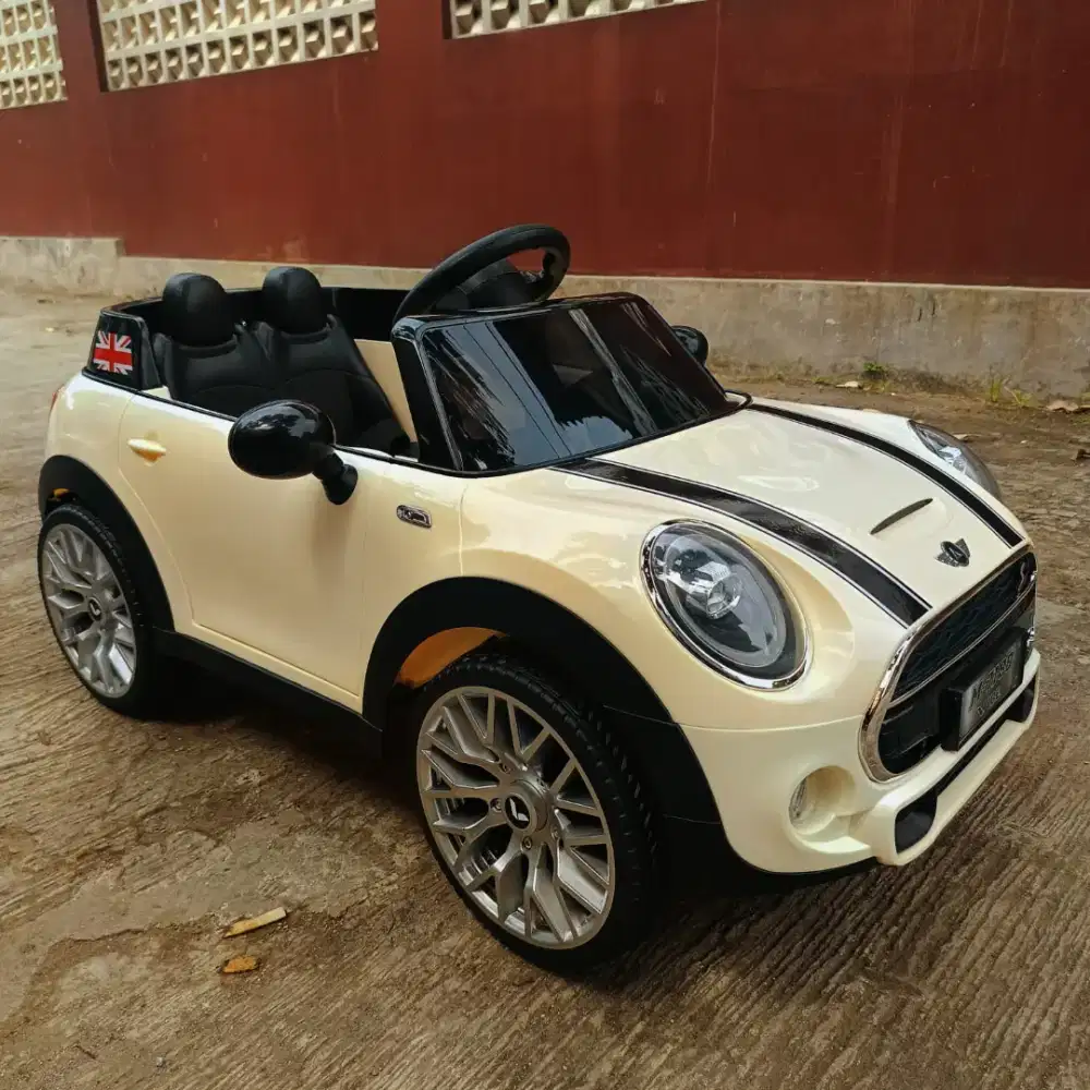 Mainan mobil aki remote Minicoper