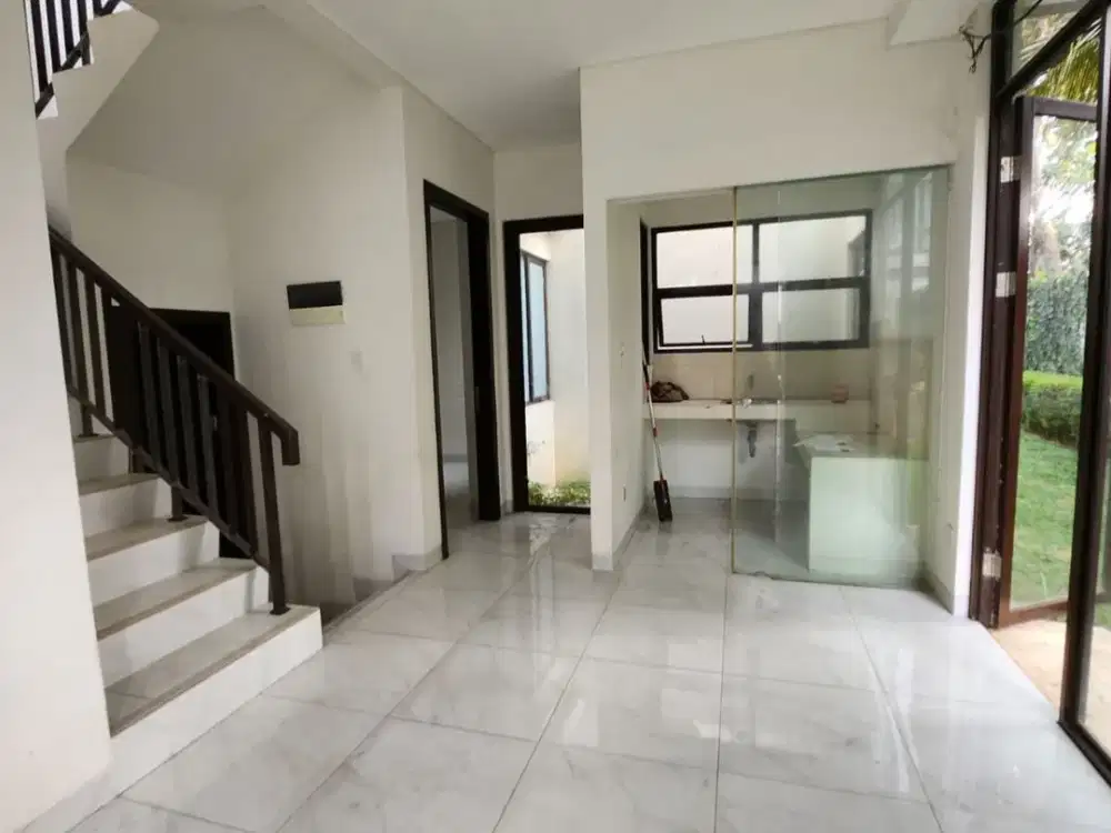 Rumah 2 Lantai HOEK Lavon Gracia Tangerang L2-240309