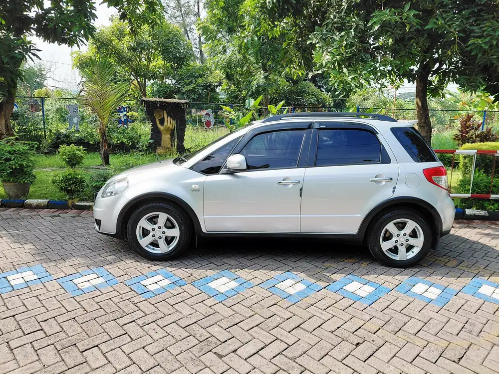 Suzuki SX4 2011 Bensin