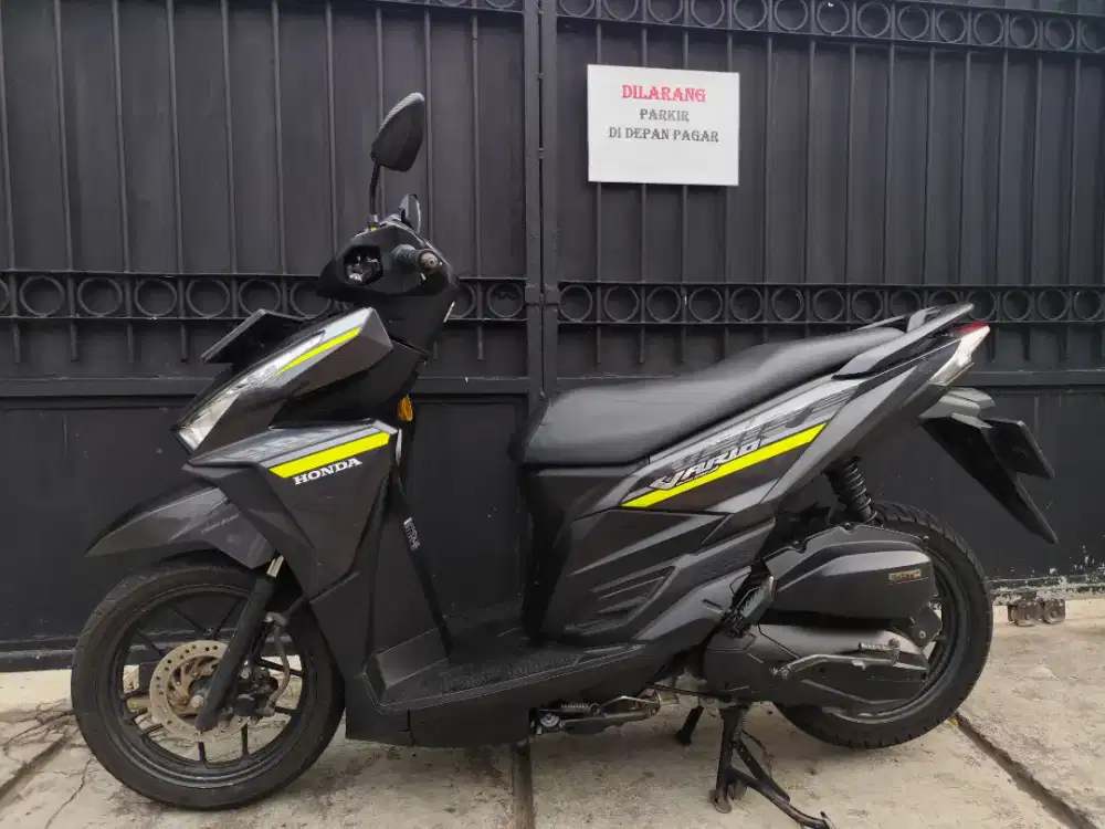 Honda Vario 125 Tahun 2017 Lengkap