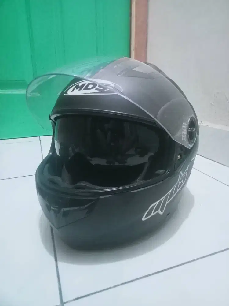 HELEM MDS, PEMAKAIAN SETENGAH BULAN LEBIH