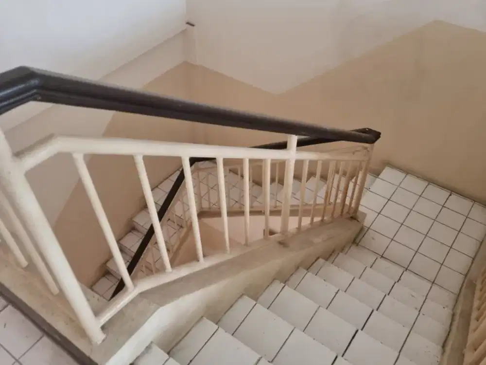 Dijual ruko sektor 1a