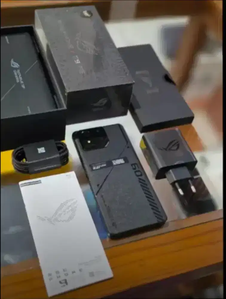 ASUS ROG 9 12/256GB FULLSET 1 BULAN PAKAI NO MINUS GARANSI COD JOGJA