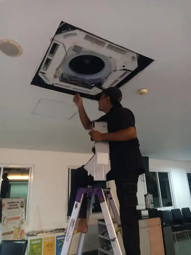 Menerima jasa service elektronik