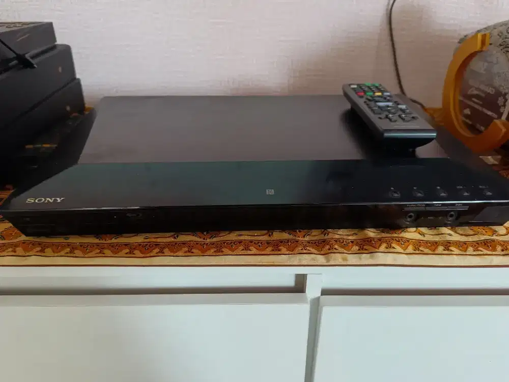 Home Theater Sony BDV-E4100