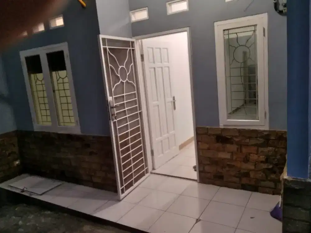 Rumah di daerah Rancho, Tanjung Barat, Jagakarsa, Jakarta Selatan