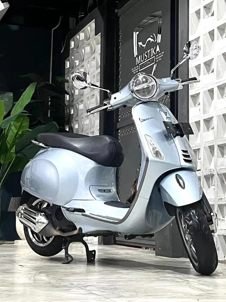 Terbatas‼️Vespa Primavera 150 ABS th 2022 - Ayu Mustika