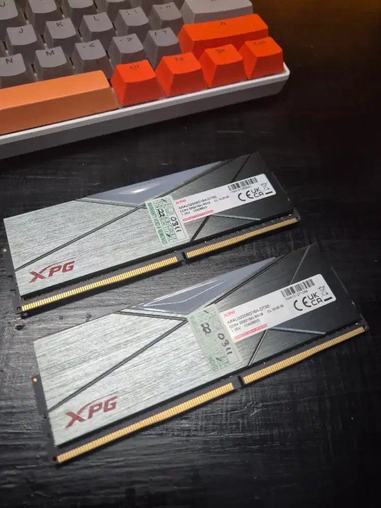 Ram DDR4 ADATA XPG RGB 8X2Gb 3200