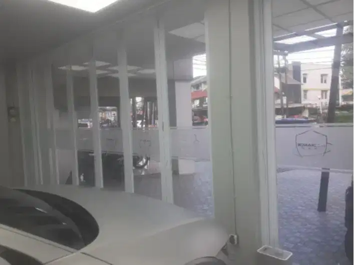 Jasa kaca film home service & stiker rumah kantor sandblast gedung