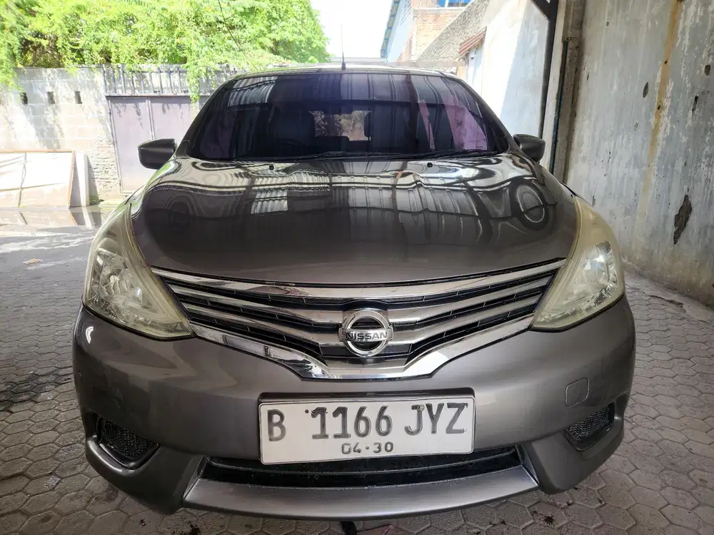 Nissan Grand livina 2014 Bensin
