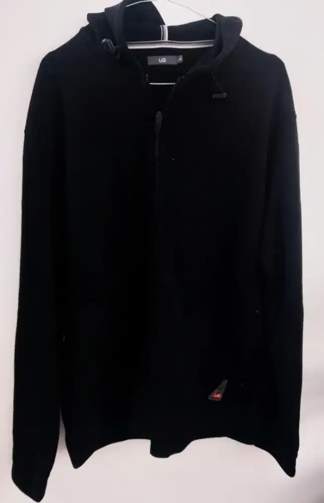 Hoodie merk U2 size M/L like new