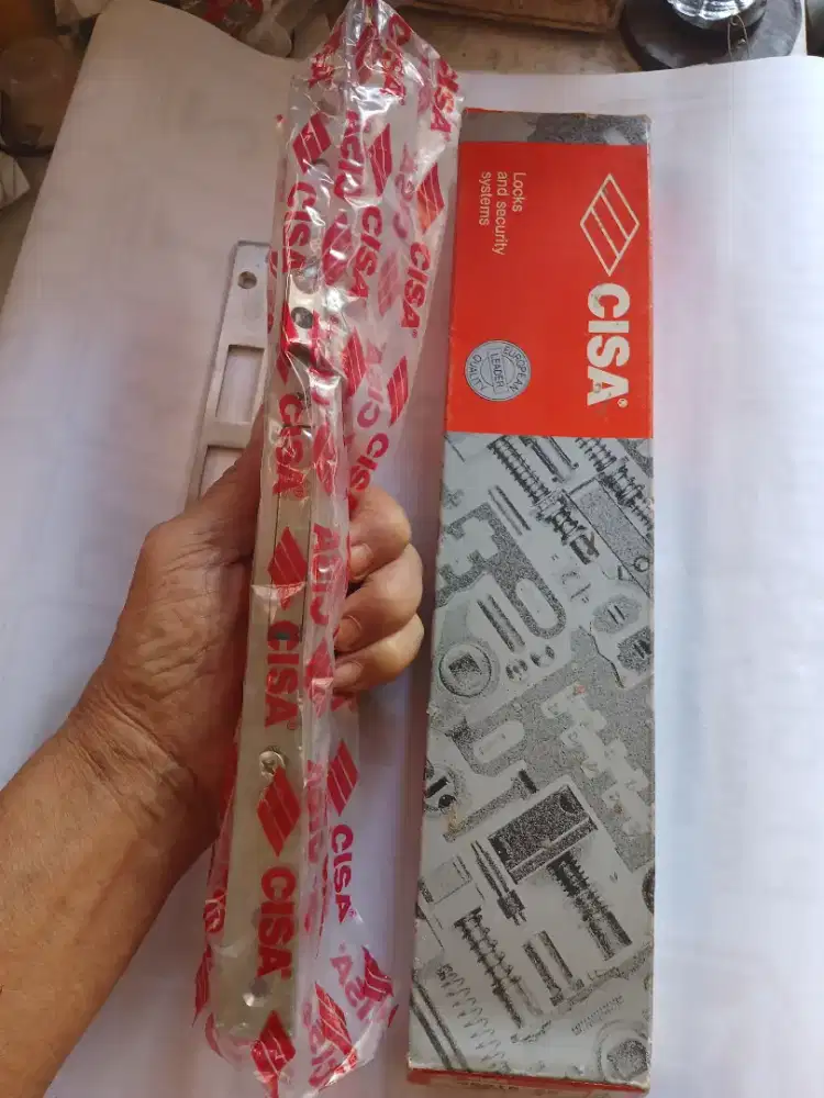 Badan kunci Cisa serie : 46216-25/08710-05, original Italy-lockcase