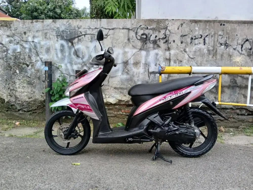 Honda vario 110 karbu tahun 2011 Kondisi Bagus