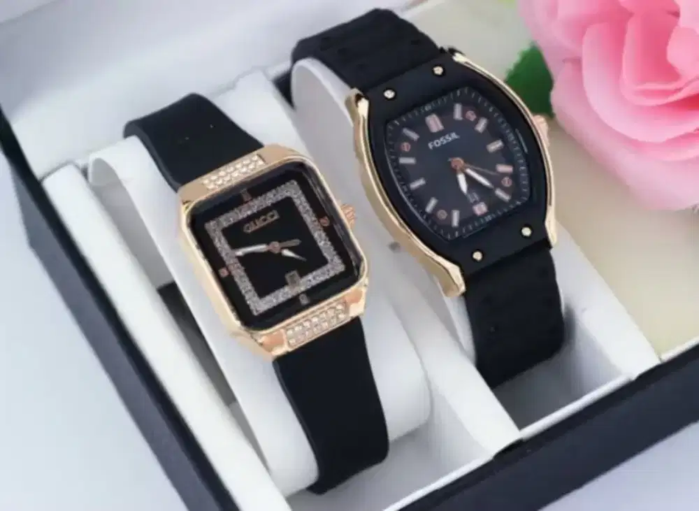 Sale 2 pcs jam tangan cewek baru cakep murah aja