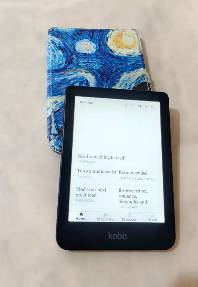 Kobo Clara 2E BW eReader 6 Glare-Free Touchscreen Waterproof