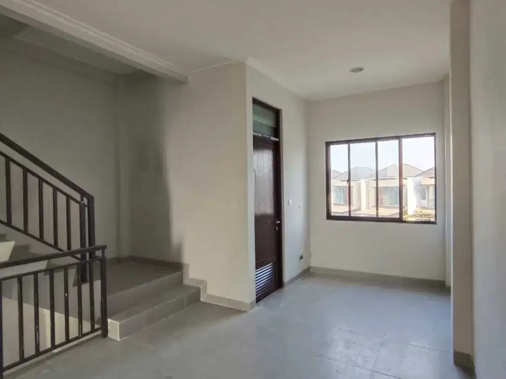 Disewakan Ruko Ready 3 Lantai Mega Kuningan PIK2